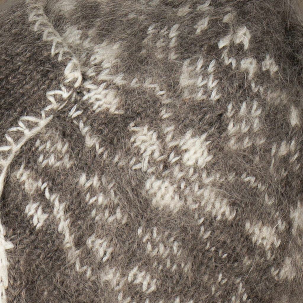Bonnet en laine de chèvre - Anfisova